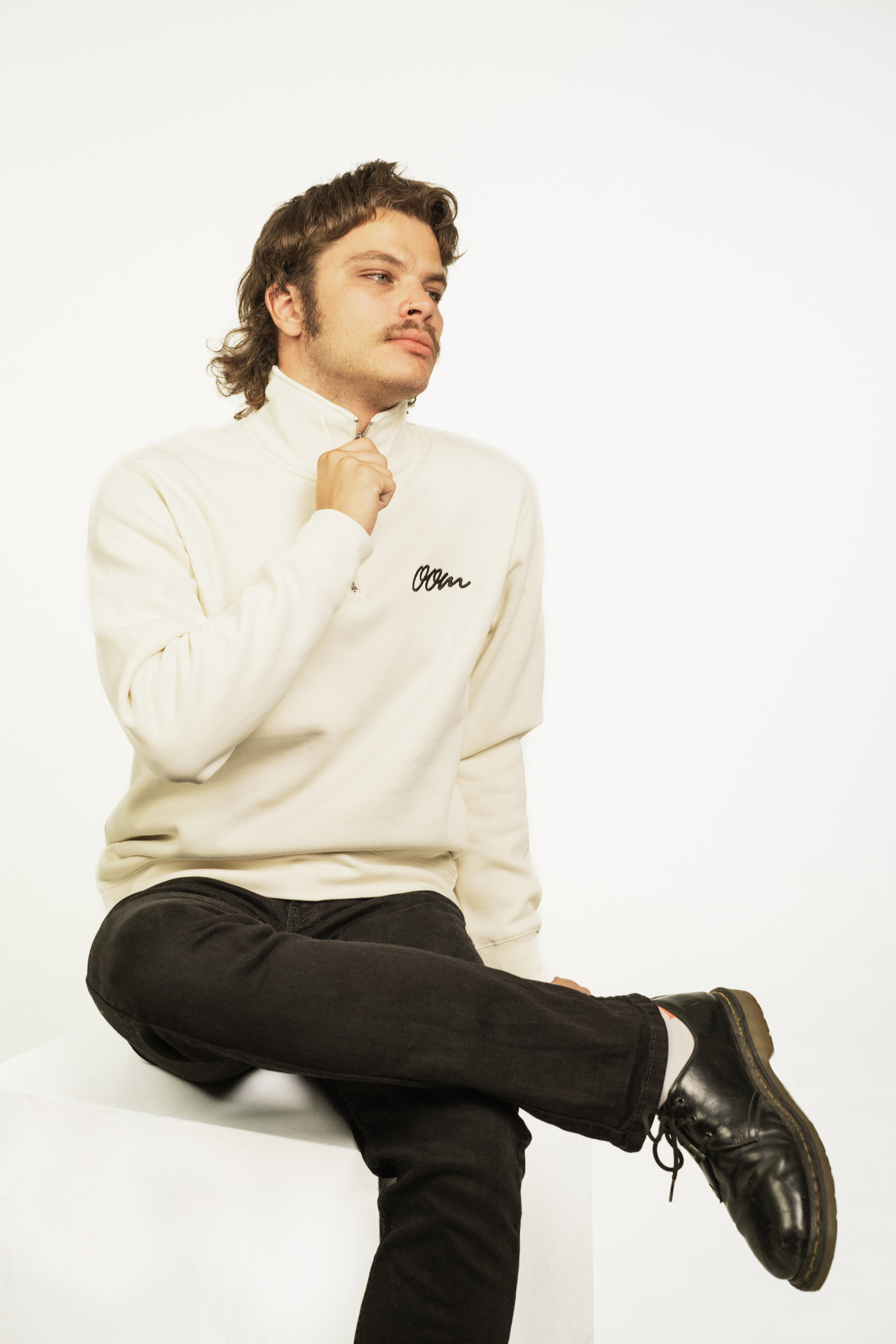 OOM Half Zip Crewneck (ecru)